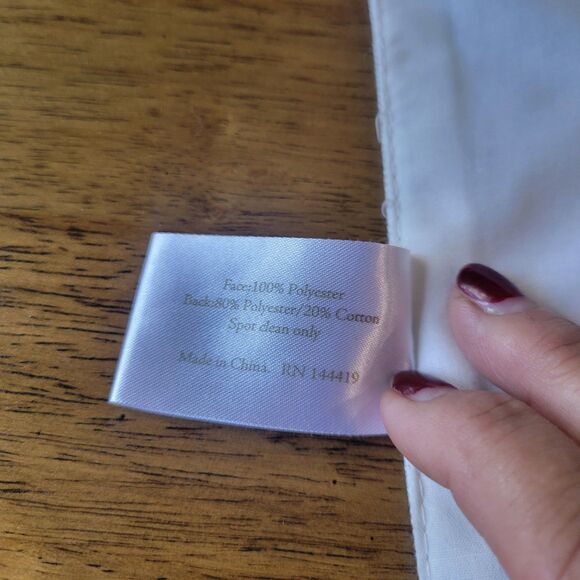 Easter Table Runner 14 × 74 Embroidered Happy Easter Floral ring Linen Feel - Picture 8 of 10